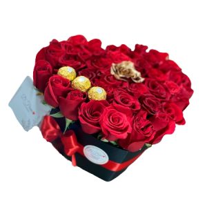 Caja De rosas Corazón Cali