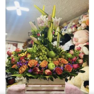 arreglo floral con frutas Cali