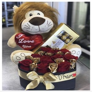 caja corazón con rosas doradas Cali