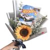 Ramo de girasoles y carritos hot wheels Cali