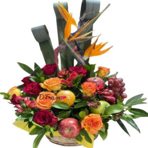 Arreglo Frutal con Rosas y Aves del Paraíso Cali | Arte y Flores